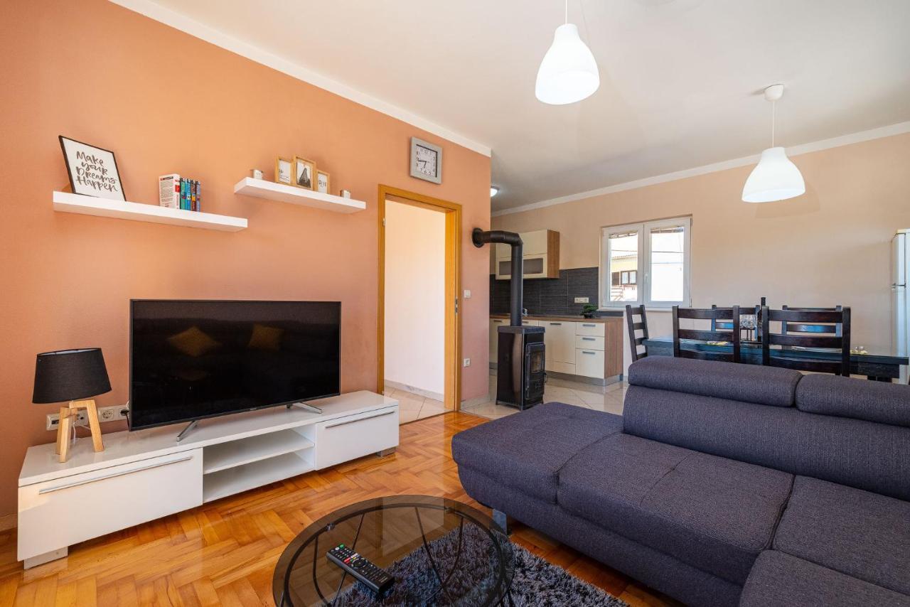 Villa Villa Matea - Heated Pool, Peace, View *