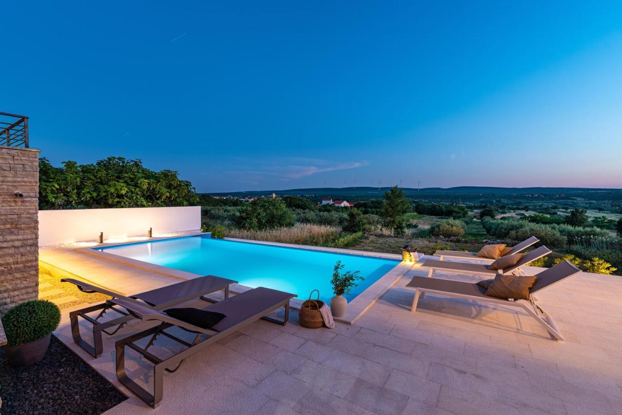 Villa Matea - Heated Pool, Peace, View Villa Pridraga