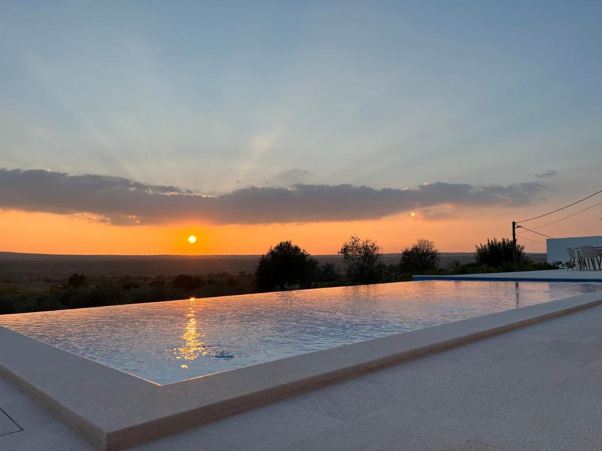 Villa Matea - Heated Pool, Peace, View Pridraga